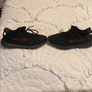 Yezzy sneakers authentic